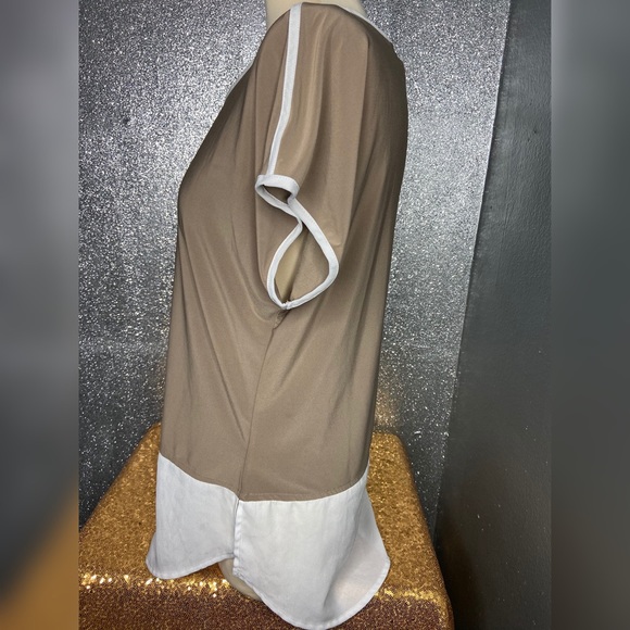 Top - Picture 4 of 7